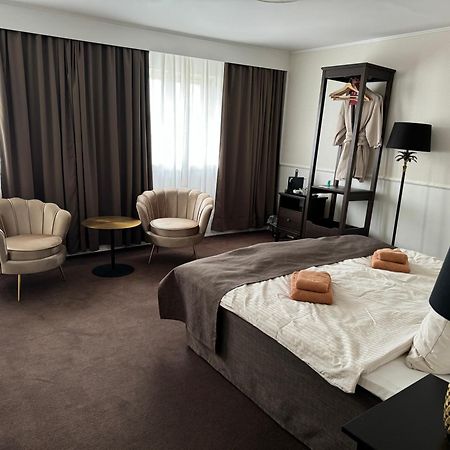 Godstedlund Bed & Breakfast Oster Ulslev Bagian luar foto